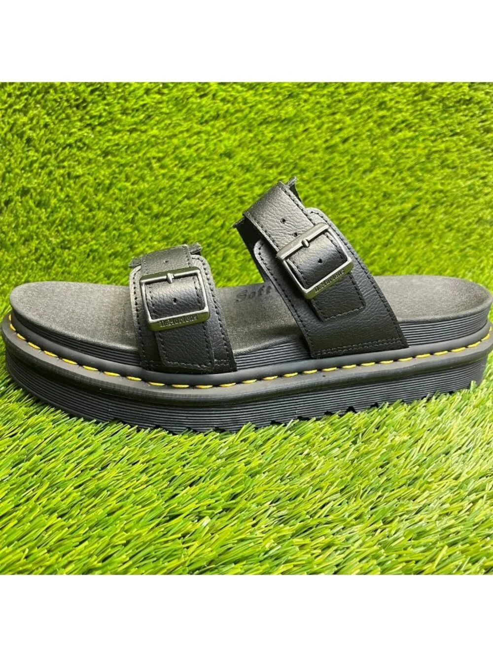 Dr. Martens Myles Mens Size 11 Black Beach Casual Outdoor Leather Slide Sandals